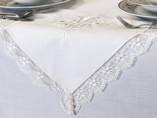 Ensemble de nappe 8 personnes Lale brodé Lacy Crème Crème