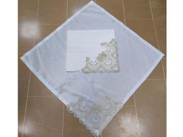 Dowery Dowry French Guipure Laila 2 قطعة مجموعة مجموعة كريم ذهبي