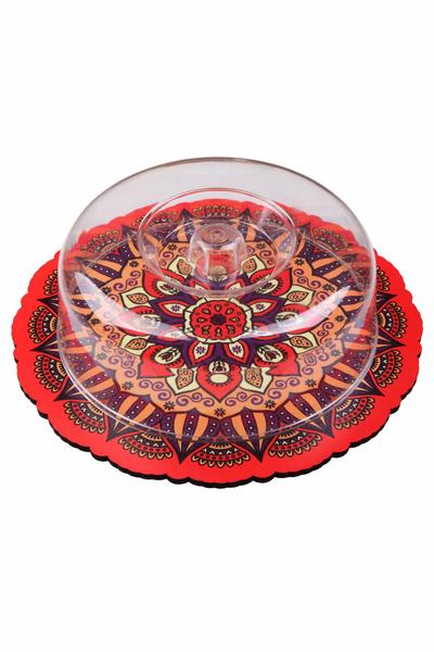 قبة كيك وكيك فاخرة بنمط بلاط منقوش على الخشب