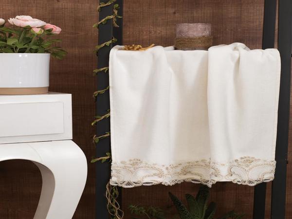 Crème Serviette Crown Dowry