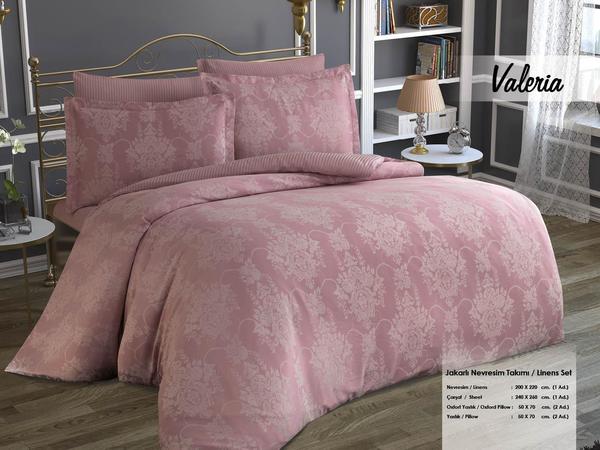 طقم غطاء لحاف بلاتينيوم مزدوج من مينتيكس - فاليريا فوشيا