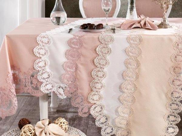 Ensemble de nappes à lacets français 26 pièces 4 couleurs