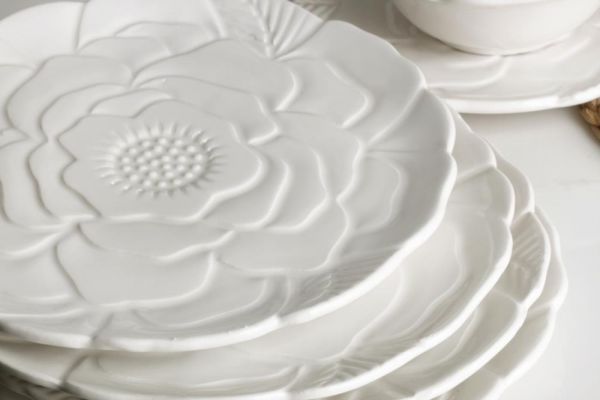 Kardelen 25 Parça Beyaz Gül Yemek Takımı
