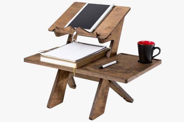 Birkenkoran und Laptop-Priesterin