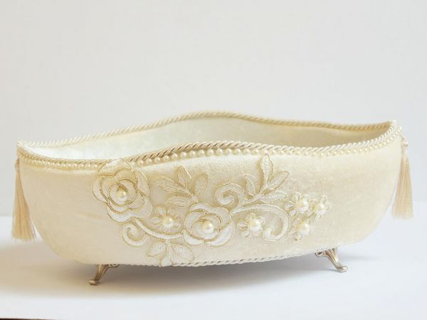 Flowers Püsküllü Gondol Lüx Havlu Sepeti Krem