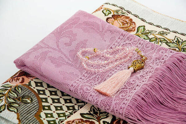 Ramazana Özel Set 29 - Seccade - Tül Şal - Tesbih - Kutulu