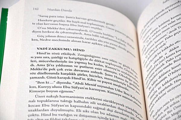 Zeyneb (Sabır ve Vafa Timsali)-1701