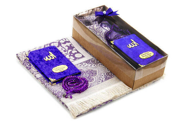 Kadife Kaplı Yasin Kitabı - Cep Boy - İsme Özel Plakalı - Seccadeli - Tesbihli - Kutulu - Mor Renk -