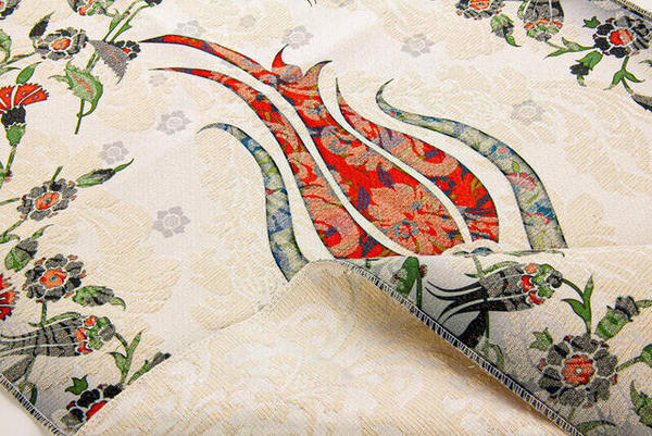 Kids Prayer Rug - Tulip Pattern - Maroon Color