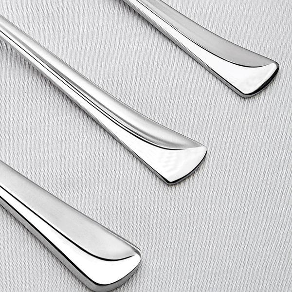 Maxi Satin 84-teiliges Set mit Lederbox