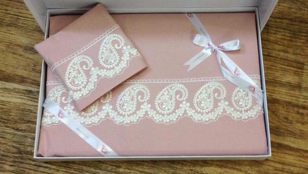 Tesadüf Fransız Güpürlü Nevresim Takımı