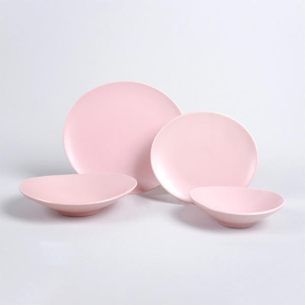 Set de table ovale mat rose clair 24 pièces pour 6 personnes | Keramika