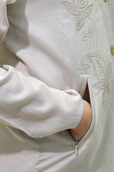 BERAT BEJ NAKIŞLI UMRE KIYAFETİ