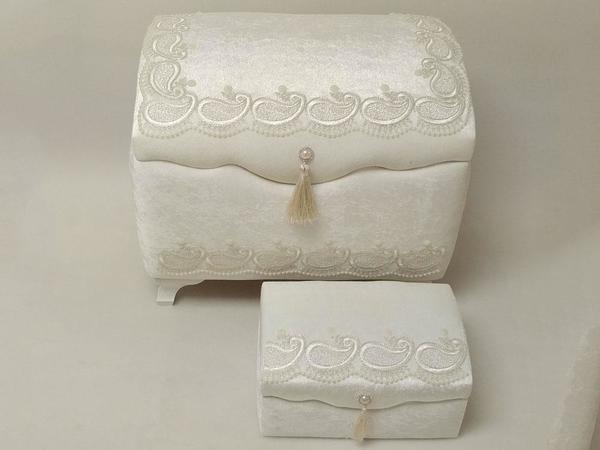 Model Kapaklı Dantelli 2'li Çeyiz Sandığı Kemik Rengi