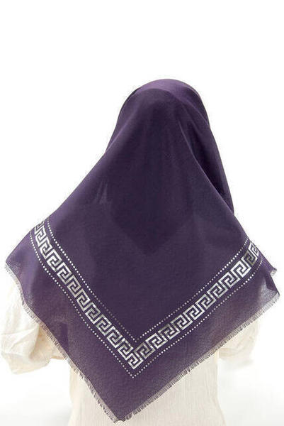 Pano Desenli Varaklı Mor Örtü