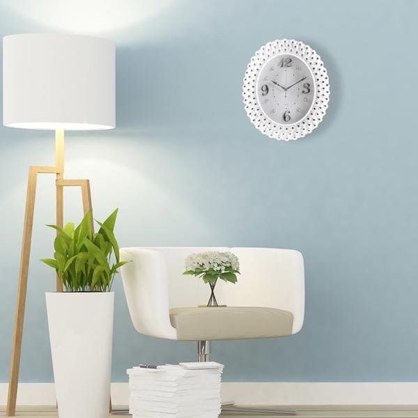 Almina Çiçek Desenli Oval Duvar Saati - Beyaz