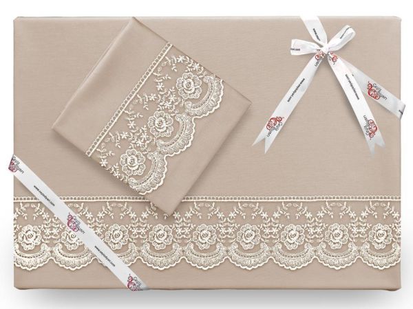 طقم غطاء لحاف مفرد من الدانتيل الفرنسي 4 قطع كابتشينو