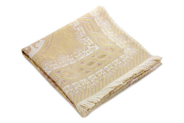 İpekli Seccade Krem