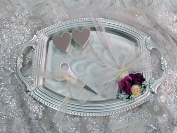 Eko Metal Süslemeli Nişan Tepsisi