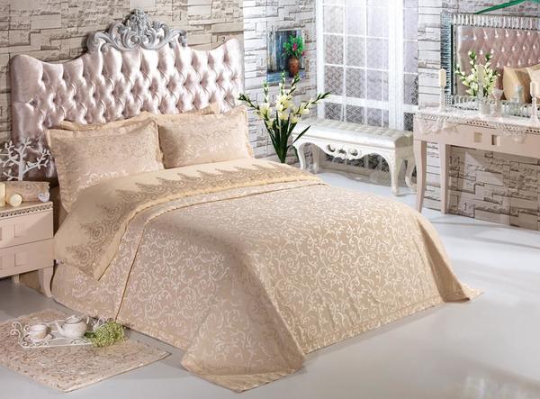 Çeyizlik Şönil Yatak Örtüsü Bej