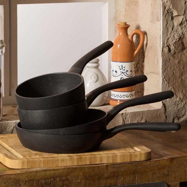 Korkmaz Gusto 24 cm Volkanit Tava | Siyah | A1366