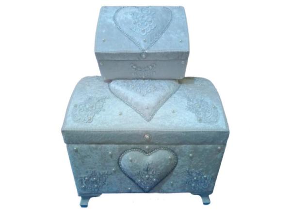 Crème pour poitrines 2 pièces cœur et perles lacées à la française