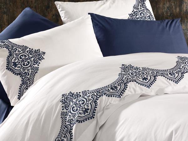 طقم غطاء لحاف Burçak مطرز أزرق بترولي