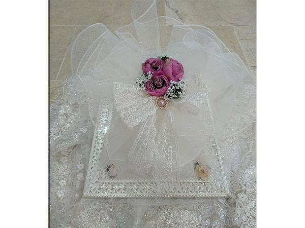 Crème de plateau de fiançailles Suple