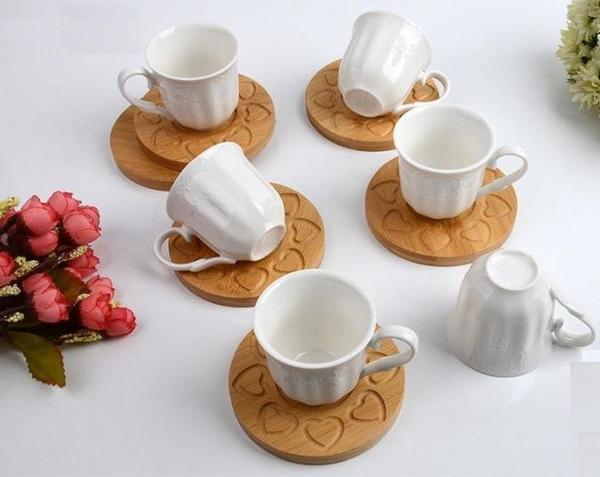 Bayev Beyaz 6 Kişilik Fincan Takımı Ve Ahşap Altlığı 101185-12-