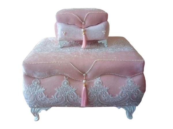 French Laced Square Engraved 2-teiliges Mitgift-Brustpulver