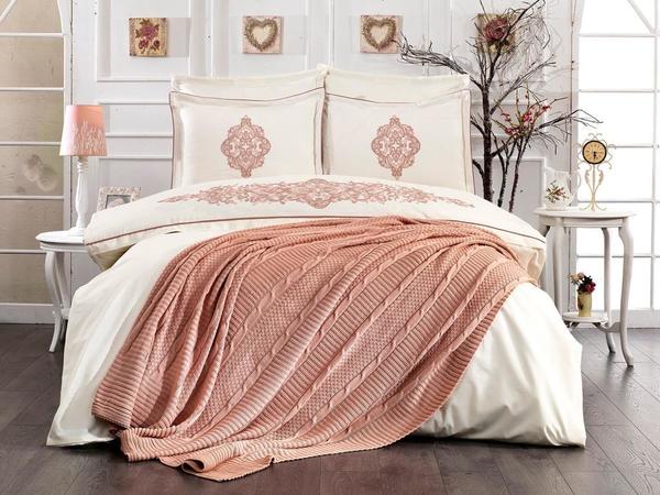 طقم بيانكا للعروس المطرز الفاخر 7 قطع بودرة