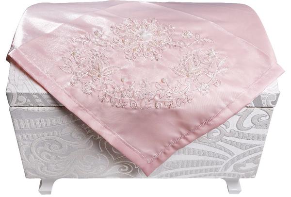 Dekonaz Saten Bohça Çiçek İşlemeli İncili 100x100 cm | Pudra | Bohca-0003