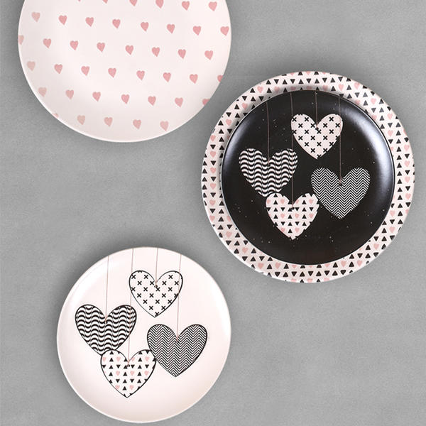 طقم كيك بلاك هارت 4 قطع 18047-18048-18049-18050 | كيراميكا