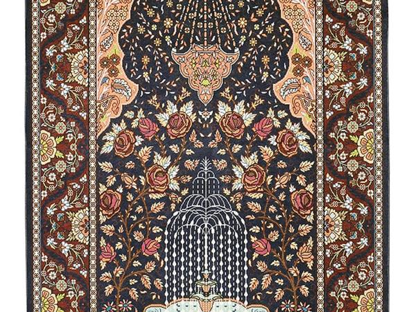 سجادة صلاة فاخرة بطبعات رقمية من ميراش ، لون أزرق كحلي