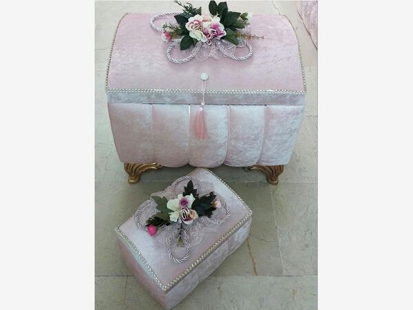 Corded Splitted Swan Leg 2 Dowry Chest Powder